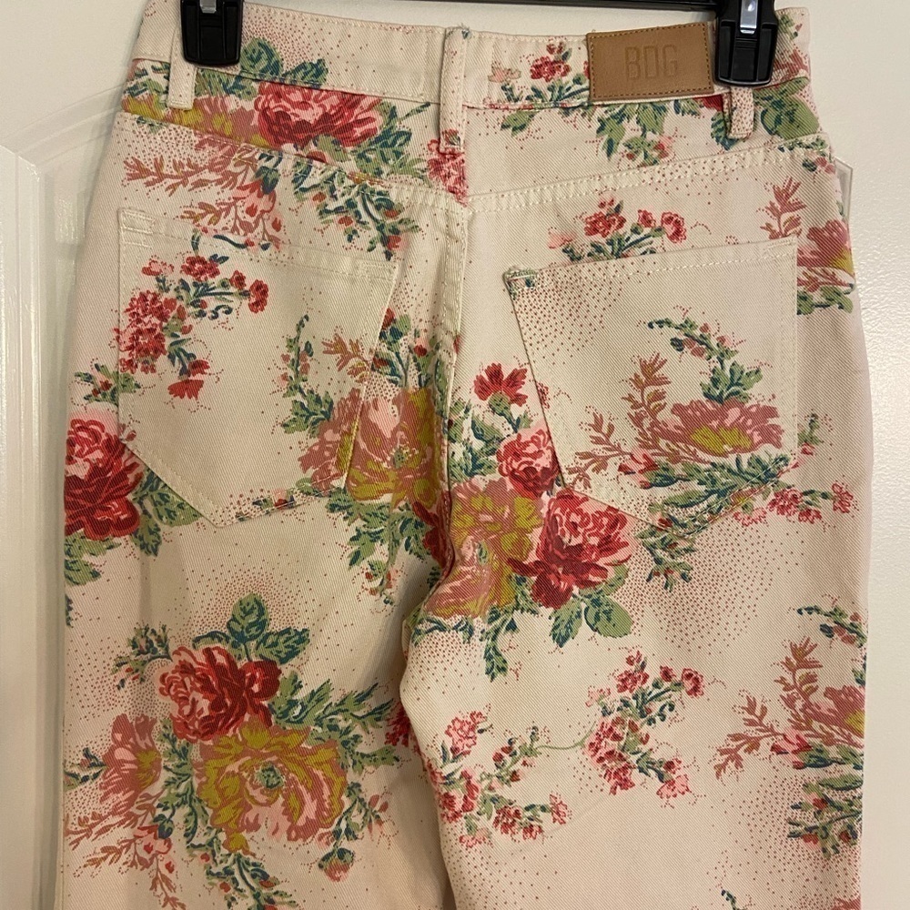 Bdg Womens Multicolor Floral High Rise Tapered Leg Jeans Size 25 - Picture 5 of 7